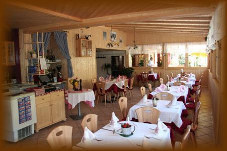 Gasthof Zum Schlern Hotel Fiè Buitenkant foto